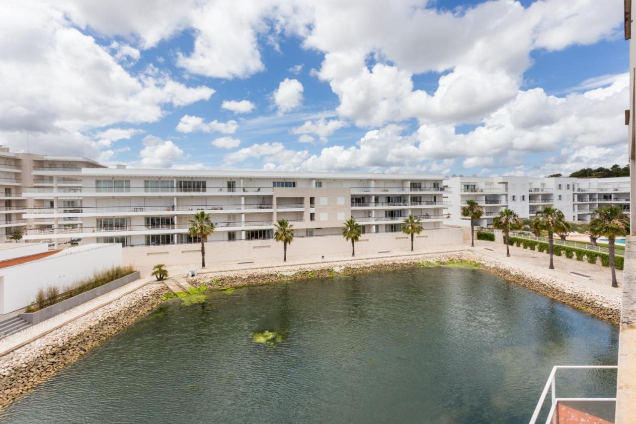 Marina Lovers By Seewest Lagos Extérieur photo